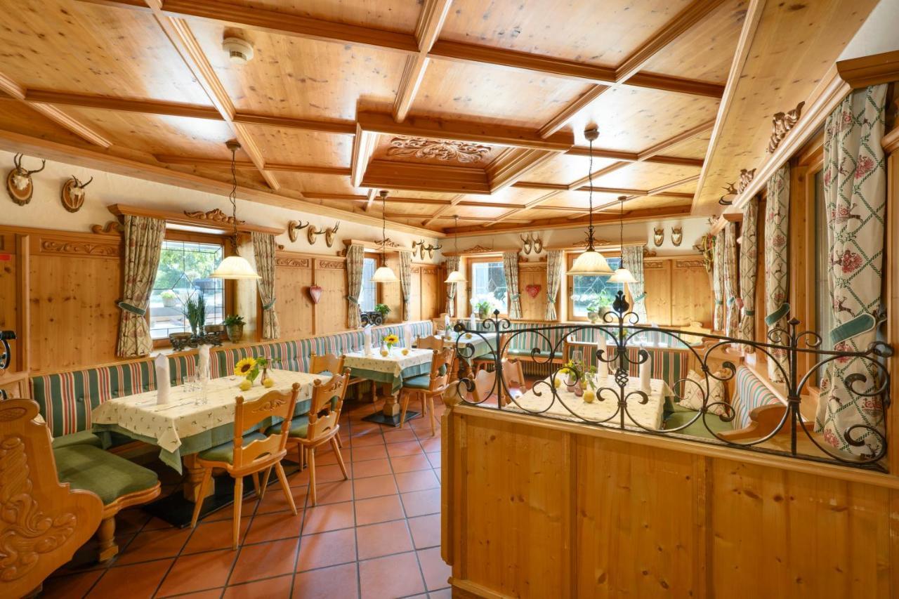 Hotel Wirtshaus Sattlerwirt Ebbs Kültér fotó