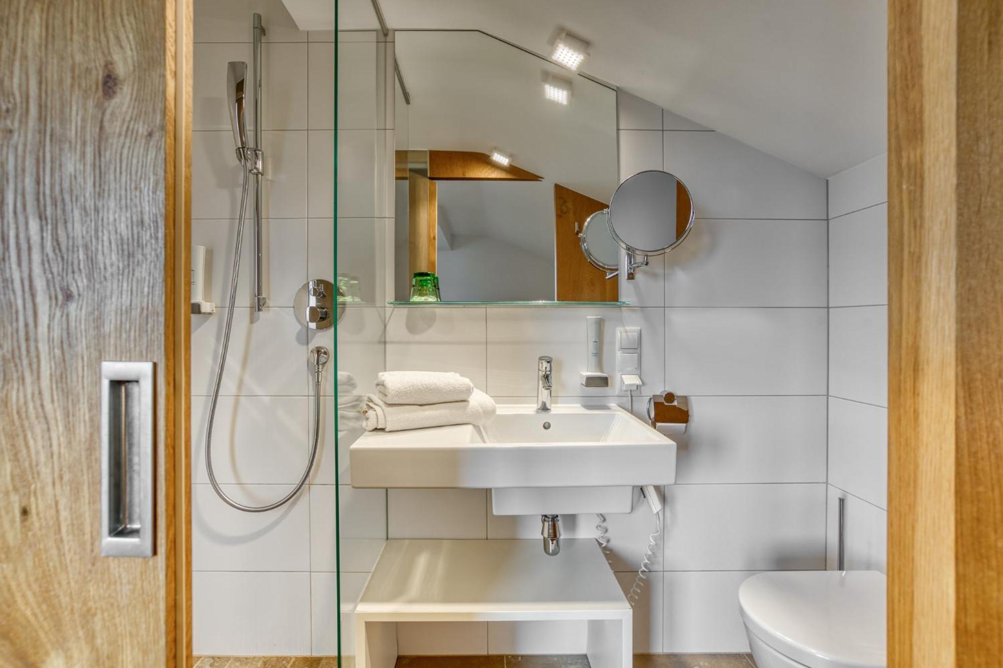 Hotel Wirtshaus Sattlerwirt Ebbs Szoba fotó